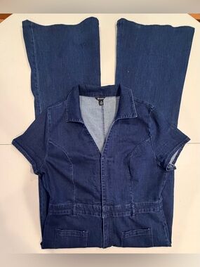 VERSONA | ladies denim jumpsuit. Size: 14